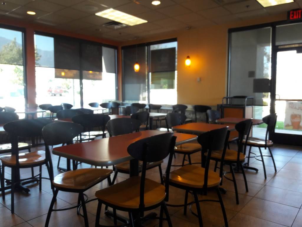 Jack in the Box | restaurant | 10473 Alta Loma Dr, Rancho Cucamonga, CA 91737, USA | 9094836335 OR +1 909-483-6335