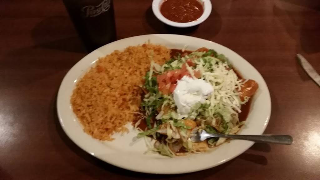 Zapatas Mexican Restaurant | restaurant | 4660 N Illinois St, Fairview Heights, IL 62208, USA | 6182775474 OR +1 618-277-5474
