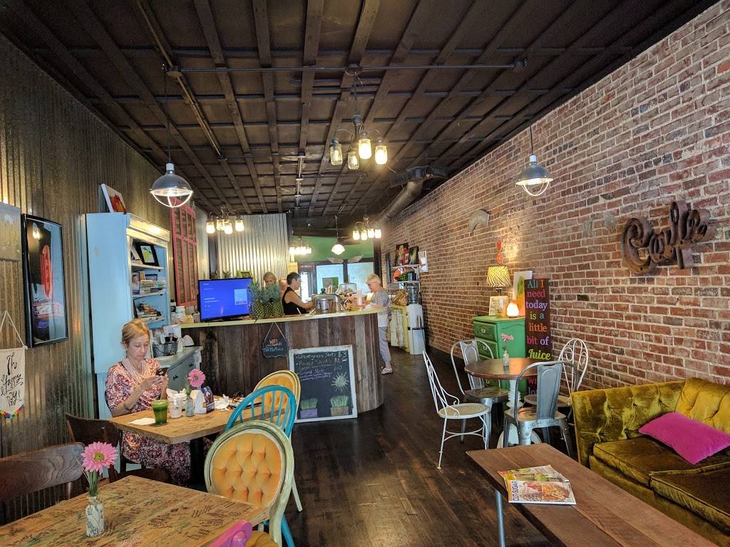 Juicys Wellness Cafe | cafe | 110 E Main St, McMinnville, TN 37110, USA | 9314742233 OR +1 931-474-2233