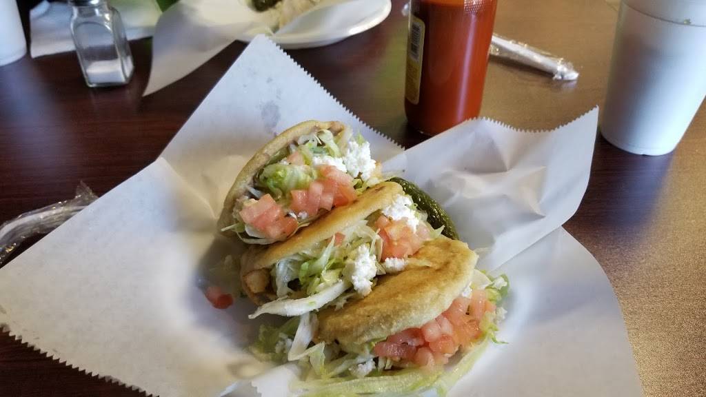 Taqueria Monterrey | restaurant | 3305 S Mayhill Rd #113, Denton, TX 76208, USA | 9404428869 OR +1 940-442-8869