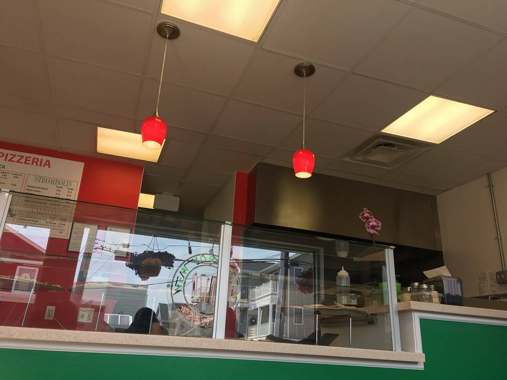 Pomodoro Pizzeria | meal takeaway | 101 Garfield Pkwy, Bethany Beach, DE 19930, USA | 3025371359 OR +1 302-537-1359