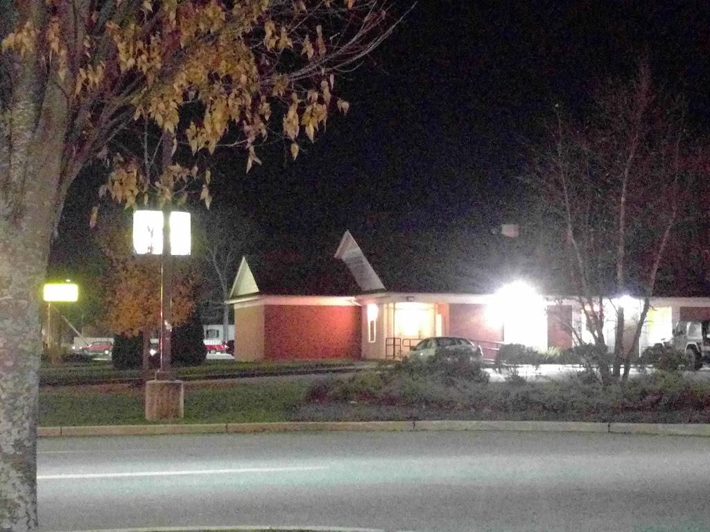 Subway | restaurant | 1085 N Main St, Dayville, CT 06241, USA | 8607791001 OR +1 860-779-1001