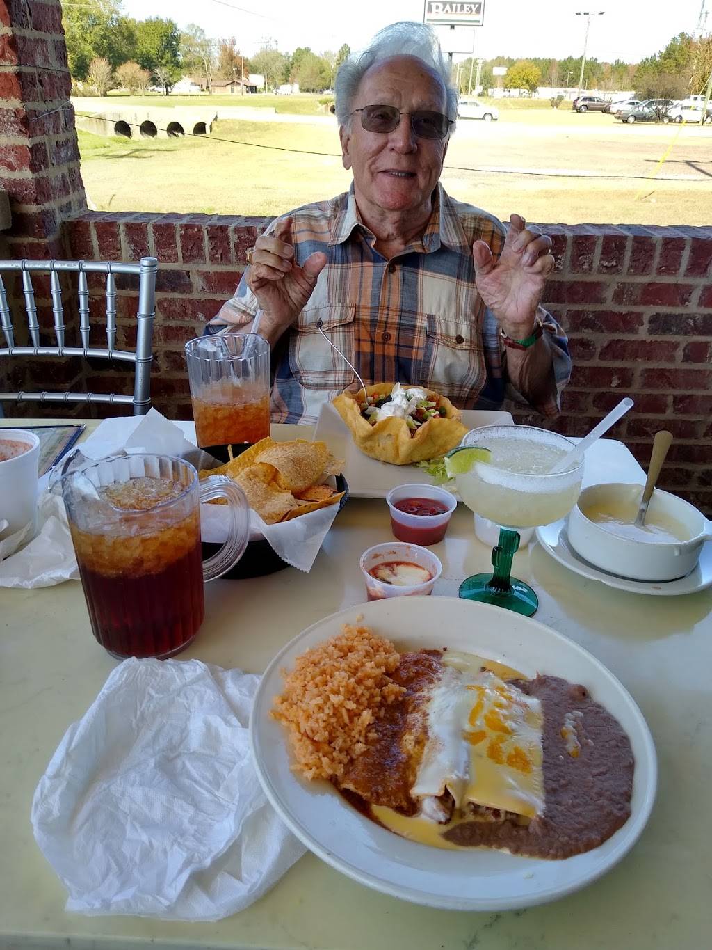 Fernandos 471 | restaurant | 2146 MS-471, Brandon, MS 39047, USA | 7692415828 OR +1 769-241-5828