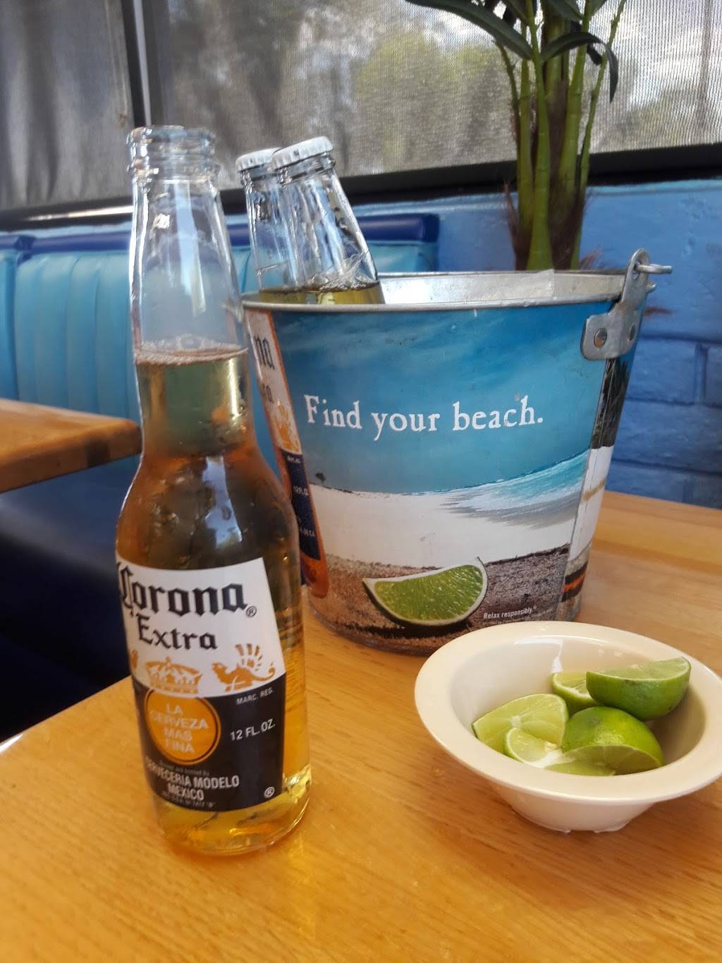 Mariscos las Islitas De Nayarit | restaurant | 2119 N 35th Ave, Phoenix, AZ 85009, USA | 6022834854 OR +1 602-283-4854