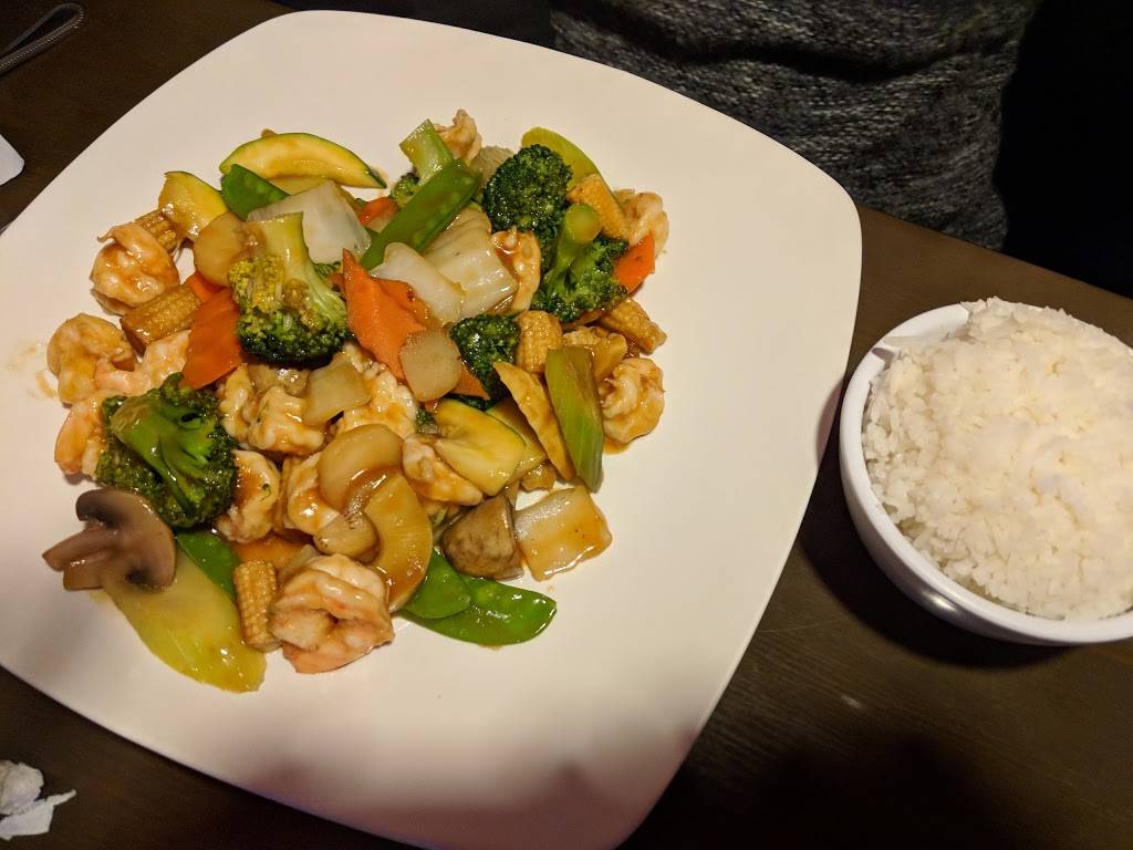 Yummy Chens | restaurant | 531 W Jackson St, Macomb, IL 61455, USA | 3098366616 OR +1 309-836-6616