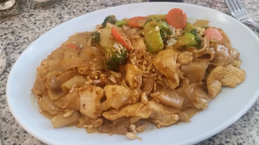 Taste Of Siam Cuisine | restaurant | 40365 Murrieta Hot Springs Rd C-8, Murrieta, CA 92563, USA | 9516775590 OR +1 951-677-5590