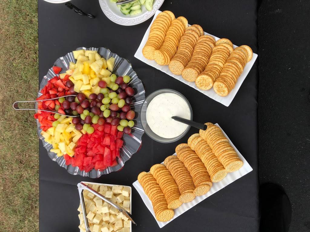 Three Oaks Cafe & Catering | restaurant | 1310 Geer Hwy, Travelers Rest, SC 29690, USA | 8646100139 OR +1 864-610-0139