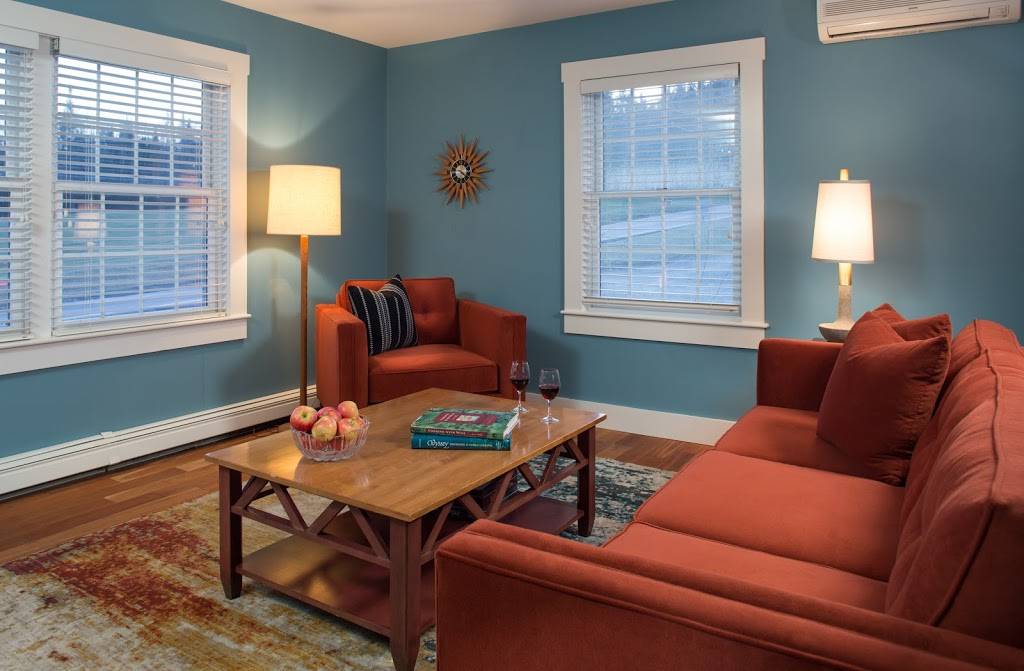 Sugar Hill Inn | restaurant | 116 Sugar Hill Rd, Sugar Hill, NH 03586, USA | 6038235621 OR +1 603-823-5621