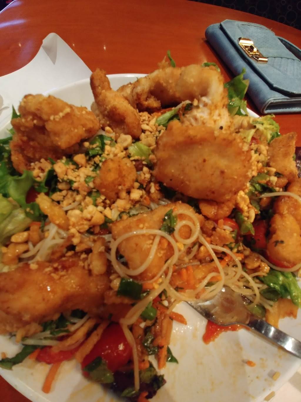 Pei Wei | restaurant | 7500 N Mesa St Suite 101, El Paso, TX 79912, USA | 9155818540 OR +1 915-581-8540