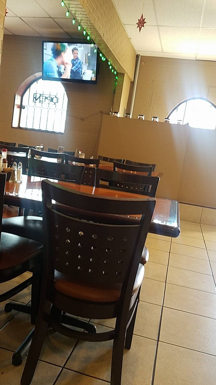 El Cafetal | restaurant | 4929 Santa Monica Blvd, Los Angeles, CA 90029, USA | 3236602953 OR +1 323-660-2953