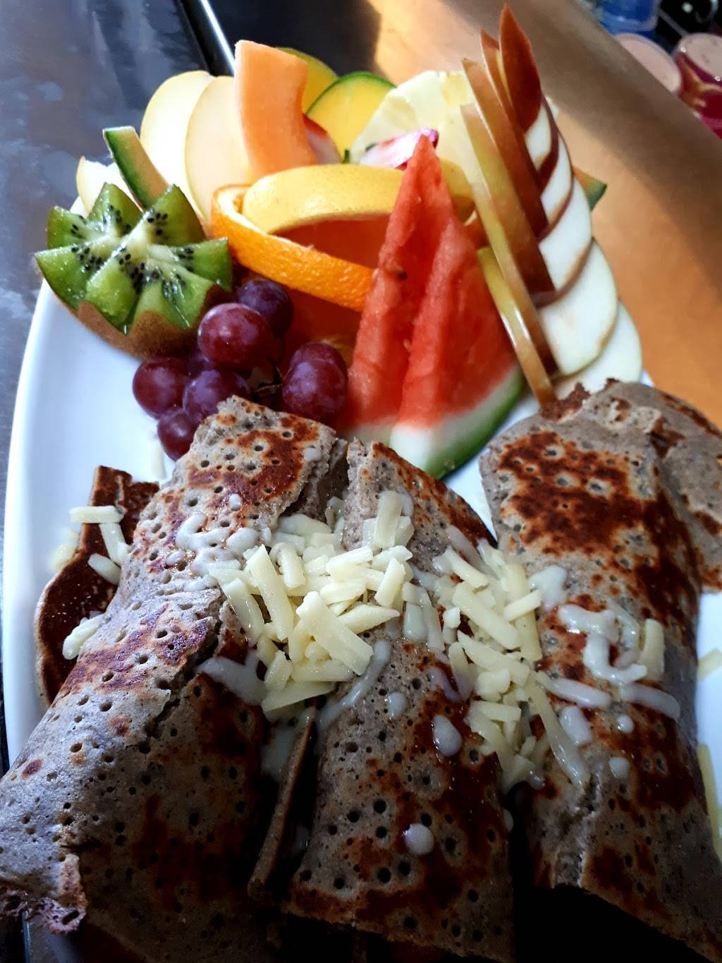 Tutti Frutti déjeuner et diner | restaurant | 999 Avenue de Bourgogne, Québec, QC G1W 4S6, Canada | 4186536383 OR +1 418-653-6383