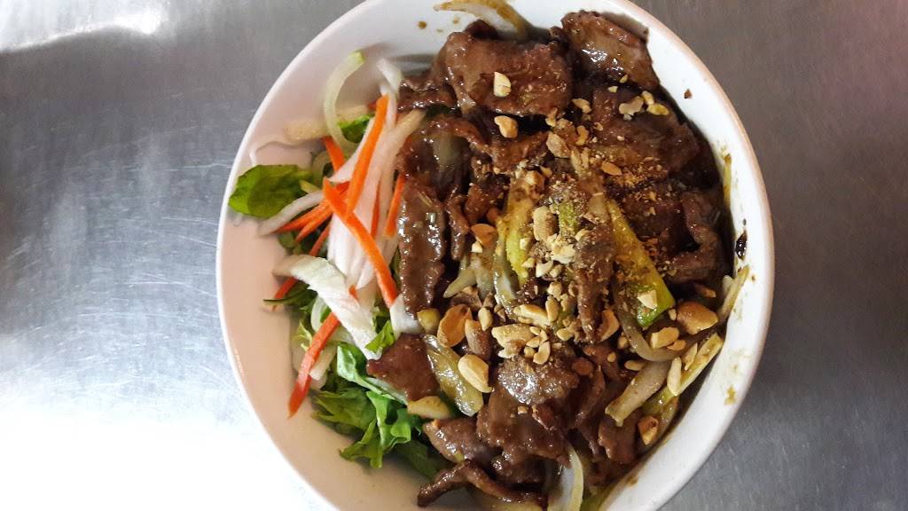 Saigon Bay Vietnamese Restaurant | restaurant | 2373 E Fowler Ave, Tampa, FL 33612, USA | 8139710854 OR +1 813-971-0854