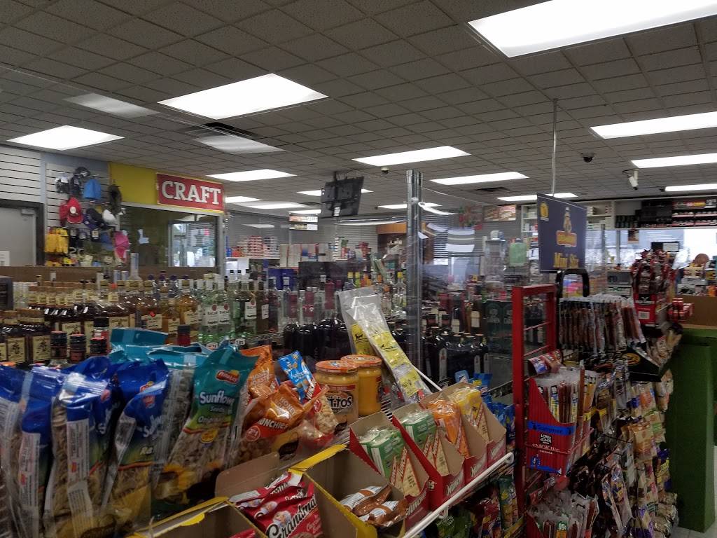 Hilltop Gas Station | restaurant | 3783 S Van Dyke Rd, Marlette, MI 48453, USA | 9896357660 OR +1 989-635-7660