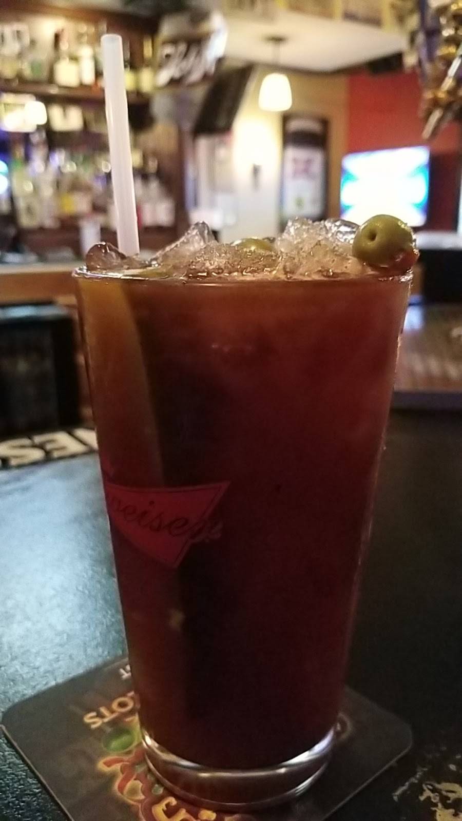 The Chieftain | restaurant | 6908 W 111th St, Worth, IL 60482, USA | 7088275739 OR +1 708-827-5739