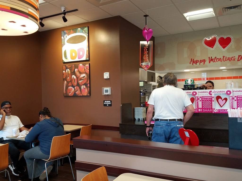Dunkin | bakery | 3644 Red Rd, Miramar, FL 33025, USA | 9543787979 OR +1 954-378-7979