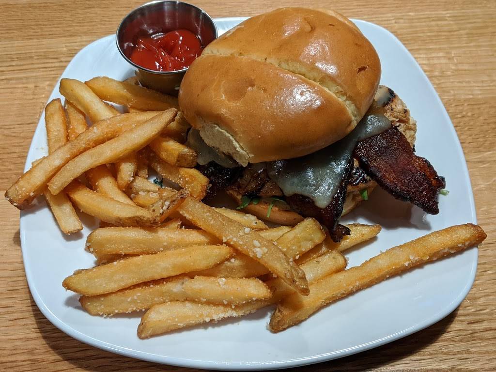 Big Woods Hazel Dell | restaurant | 14741 Hazel Dell Crossing Suite 1000, Noblesville, IN 46062, USA | 3175644231 OR +1 317-564-4231