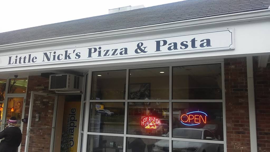 Little Nicks Pizza & Pasta | restaurant | 14 Chestnut Hill Rd, Norwalk, CT 06851, USA | 2038498419 OR +1 203-849-8419