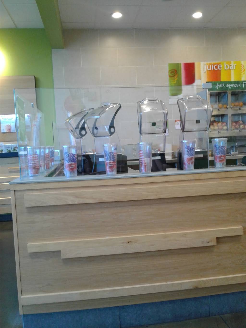 Jamba | restaurant | 200 Towne Center Dr #105, Compton, CA 90220, USA | 3107642520 OR +1 310-764-2520