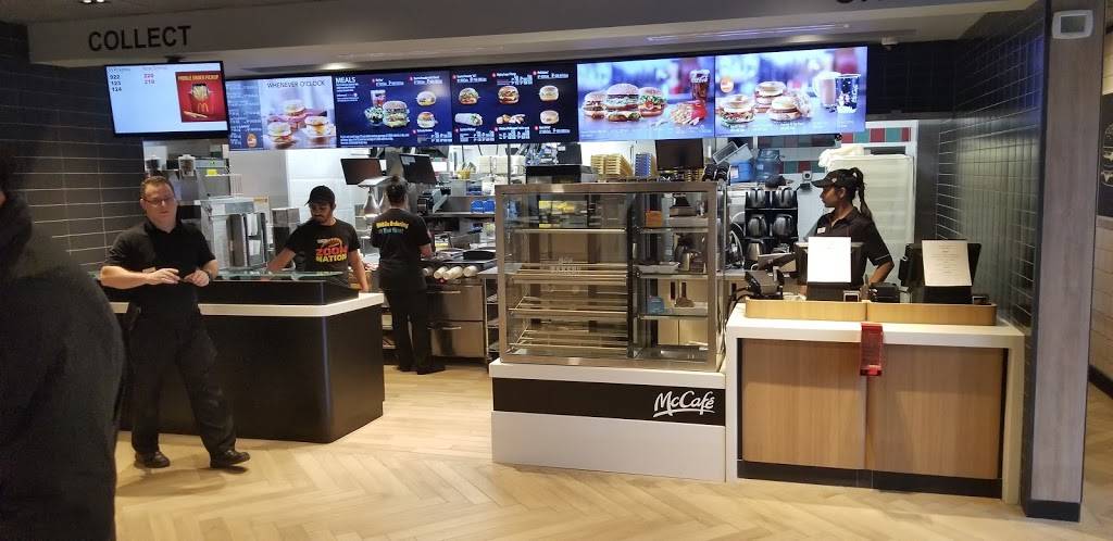 McDonalds | cafe | 666 Fairway Rd S, Kitchener, ON N2C 1X3, Canada | 5198940720 OR +1 519-894-0720