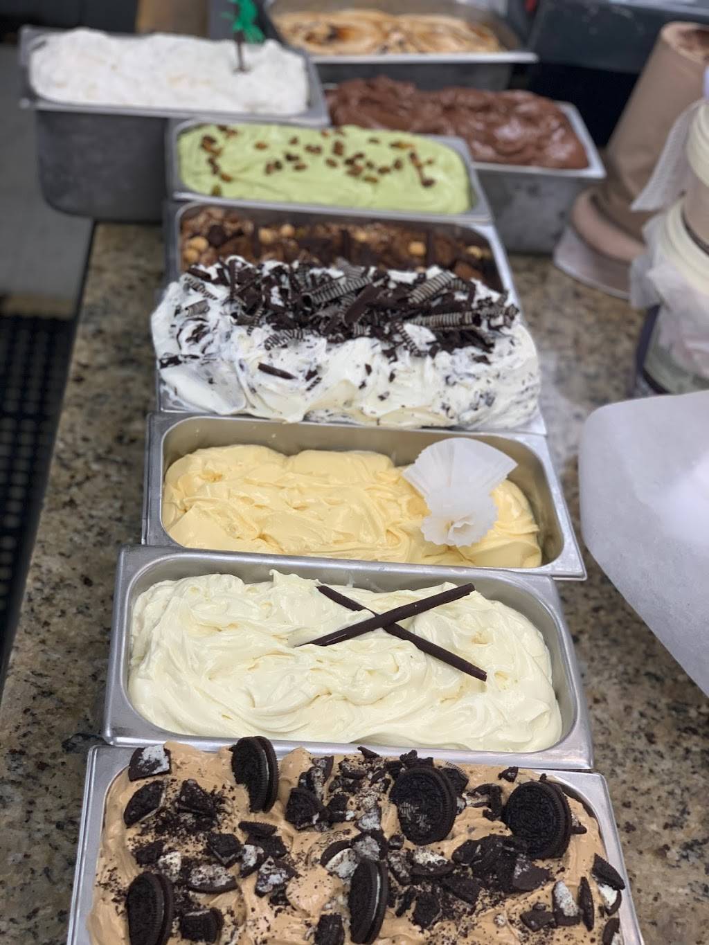 Cardinali Bakery | bakery | 14 Cold Spring Rd, Syosset, NY 11791, USA | 5164962489 OR +1 516-496-2489