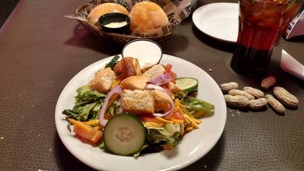 Logans Roadhouse | restaurant | 1395 Interstate Dr, Cookeville, TN 38501, USA | 9315269595 OR +1 931-526-9595