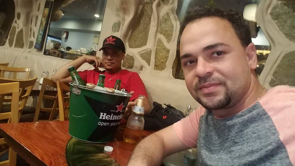 La Flor Paraisco | restaurant | 8029 Jamaica Ave, Jamaica, NY 11421, USA | 7186472111 OR +1 718-647-2111