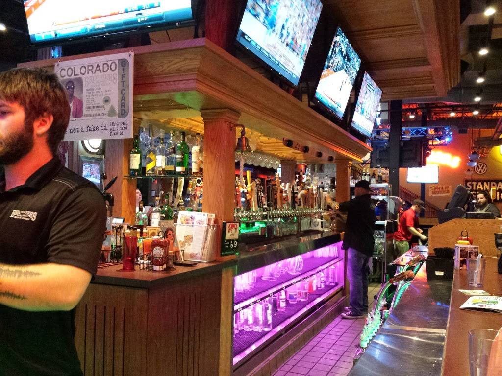 Brothers Bar & Grill | restaurant | The Shops At Northfield Stapleto 8270 E, Northfield Blvd, Denver, CO 80266, USA | 3039530229 OR +1 303-953-0229