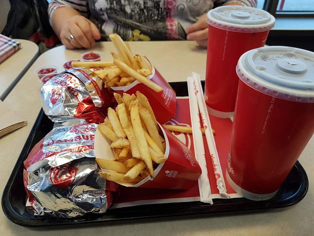 Wendys | restaurant | 70 Biscayne Crescent, Brampton, ON L6W 4S1, Canada | 9054593431 OR +1 905-459-3431