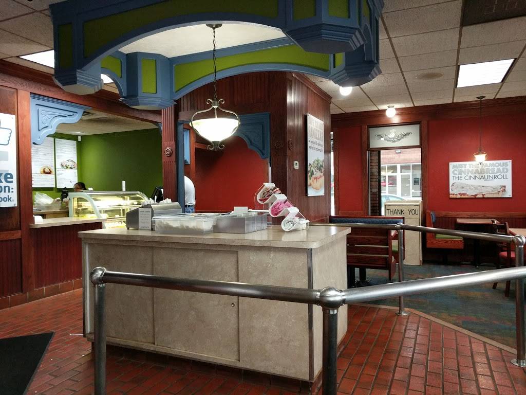 Paninos Italian Restaurant | restaurant | 2725 N Main St, Rockford, IL 61103, USA | 8156360036 OR +1 815-636-0036