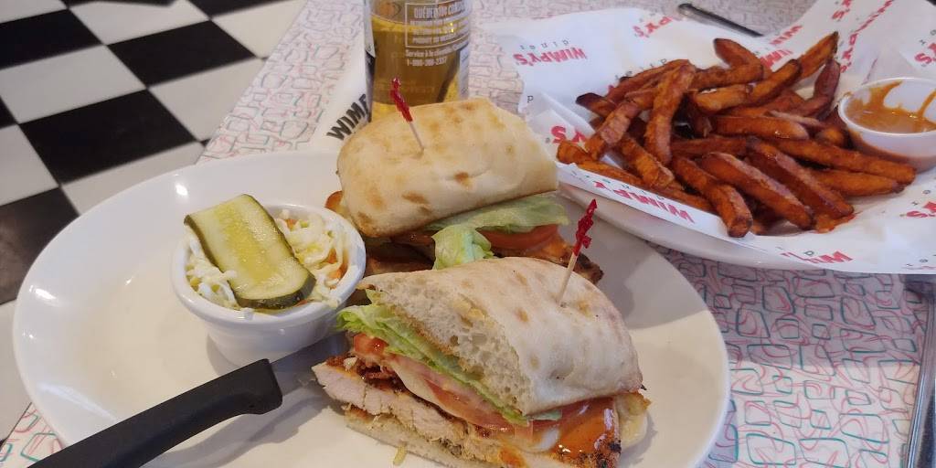 Wimpys Diner | restaurant | 10178 Hurontario St, Brampton, ON L7A 0E4, Canada | 9058400100 OR +1 905-840-0100