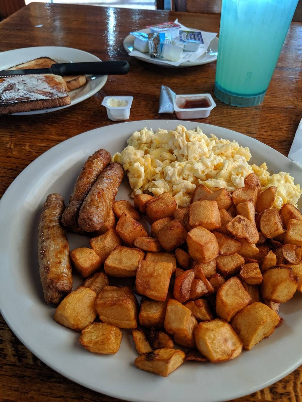 State Farmers Market | restaurant | 2744 Edison Ave # 1, Fort Myers, FL 33916, USA | 2393326910 OR +1 239-332-6910