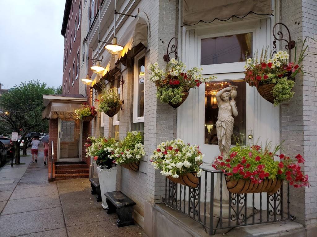 Dante & Luigis | restaurant | 762 S 10th St, Philadelphia, PA 19147, USA | 2159229501 OR +1 215-922-9501