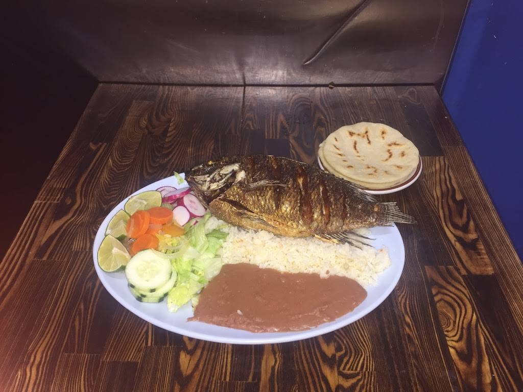 Naomis Pupusería and Restaurant | restaurant | 1682 E Vernon Ave, Los Angeles, CA 90011, USA | 3233257443 OR +1 323-325-7443