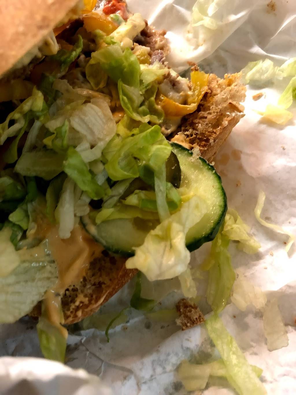 Subway | restaurant | 120 Boul Henri-Bourassa O, Montréal, QC H3L 1N1, Canada | 5143361585 OR +1 514-336-1585