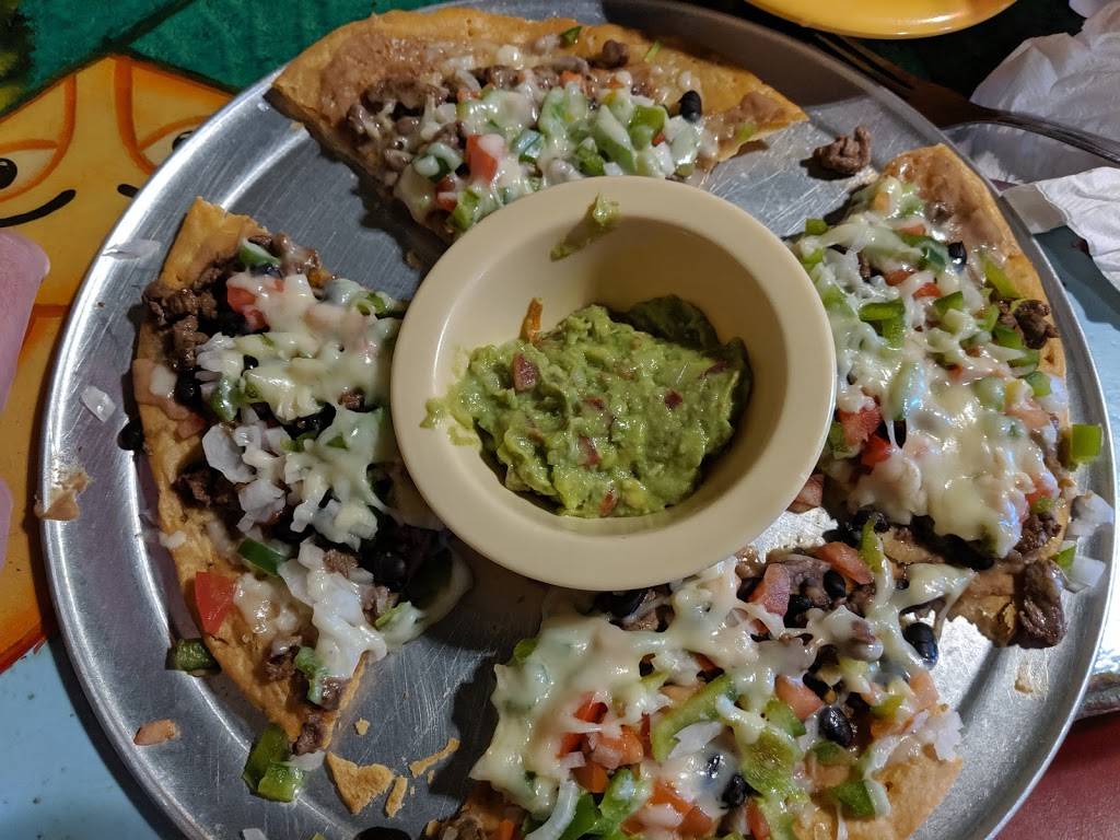 La Fiesta Mexican Restaurant | restaurant | 2217 Fayetteville Rd, Van Buren, AR 72956, USA | 4794715558 OR +1 479-471-5558