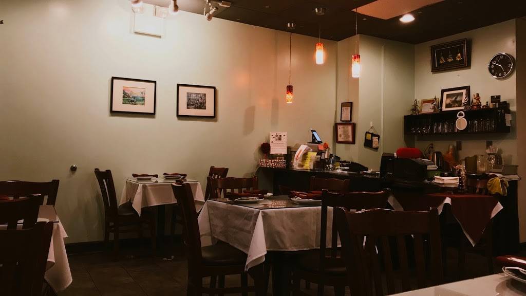Fine Thai | restaurant | 9305 Ogden Ave, Brookfield, IL 60513, USA | 7083879082 OR +1 708-387-9082