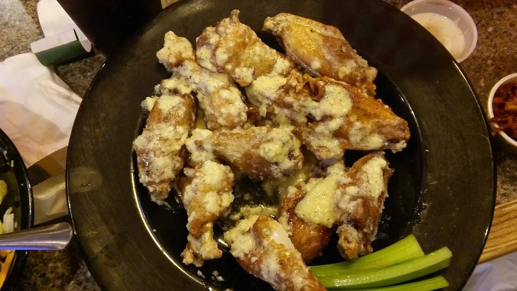 Chandlers Burger Bistro | restaurant | 6135 Cleves Warsaw Pike, Cincinnati, OH 45233, USA | 5139410823 OR +1 513-941-0823