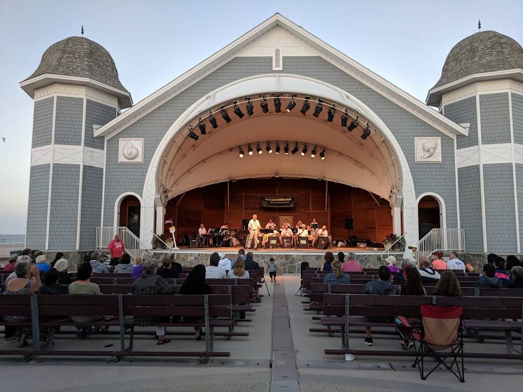 Purple Urchin Restaurant | restaurant | 167 Ocean Blvd, Hampton, NH 03842, USA | 6039290800 OR +1 603-929-0800