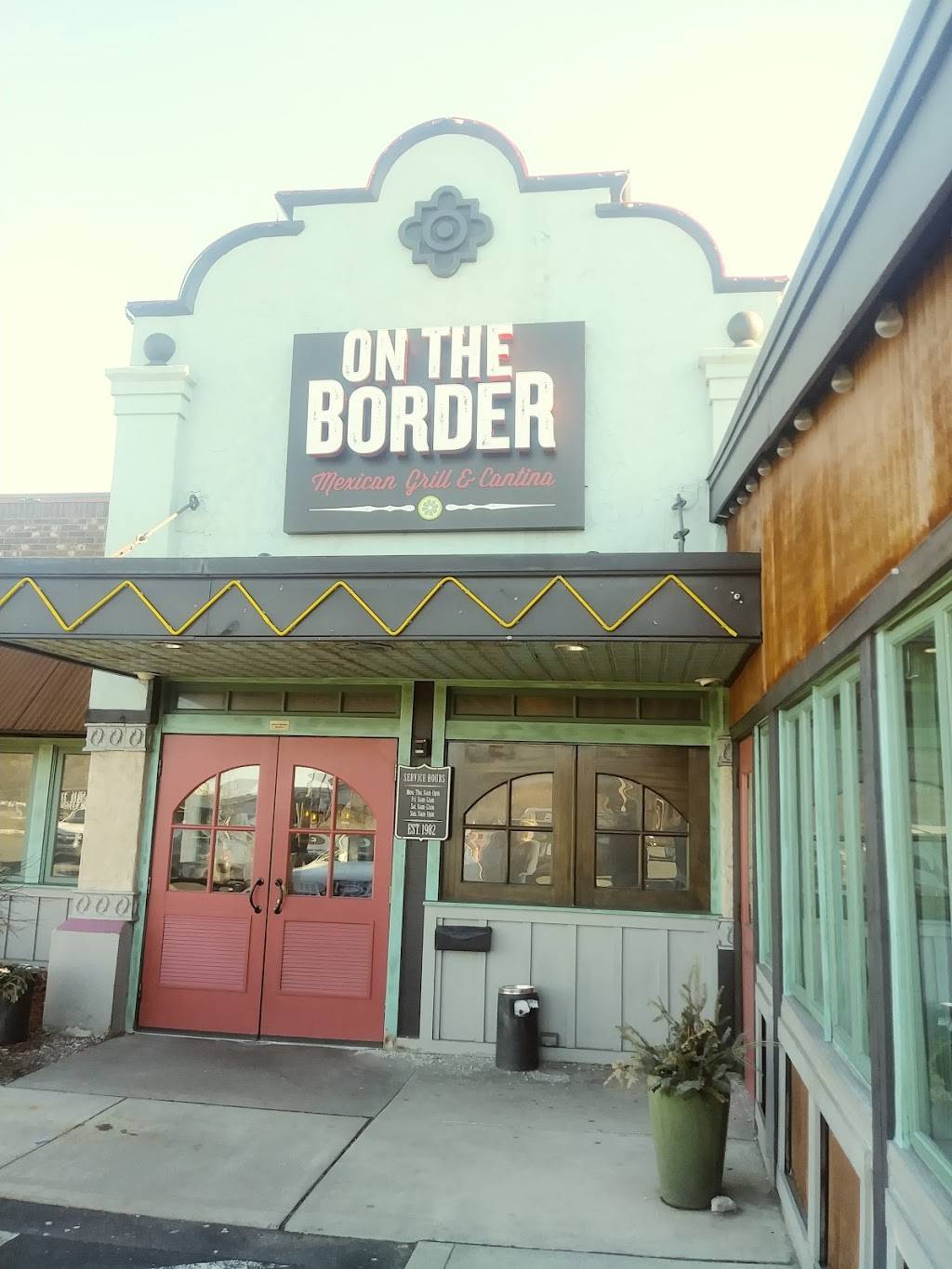 On The Border Mexican Grill & Cantina | meal takeaway | 1519 Silas Deane Hwy, Rocky Hill, CT 06067, USA | 8608991670 OR +1 860-899-1670