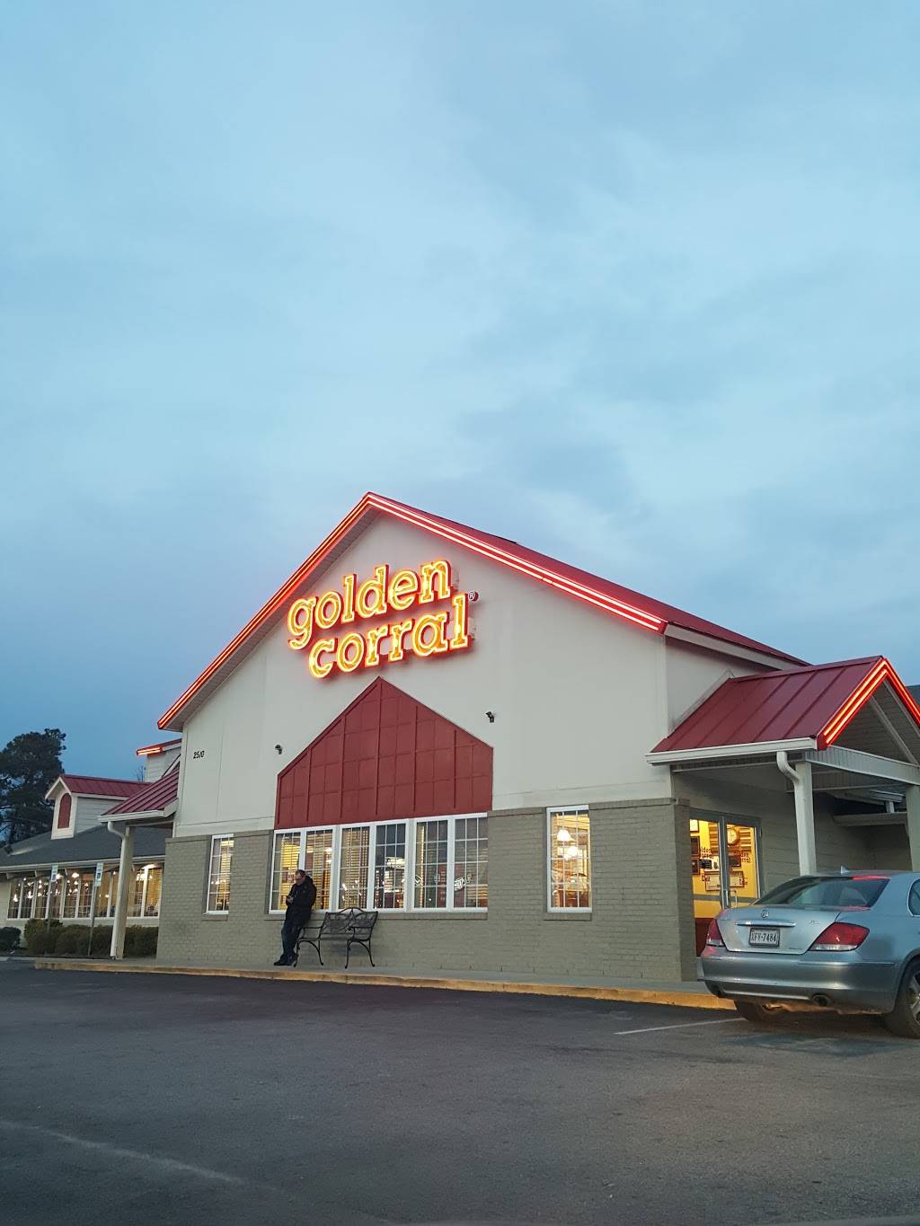 Golden Corral Buffet & Grill | meal takeaway | 2510 David H McLeod Blvd, Florence, SC 29501, USA | 8436611021 OR +1 843-661-1021