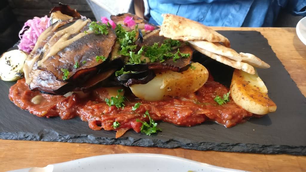 Maros | restaurant | 135 Kerr St, Oakville, ON L6K 3A6, Canada | 2898372389 OR +1 289-837-2389