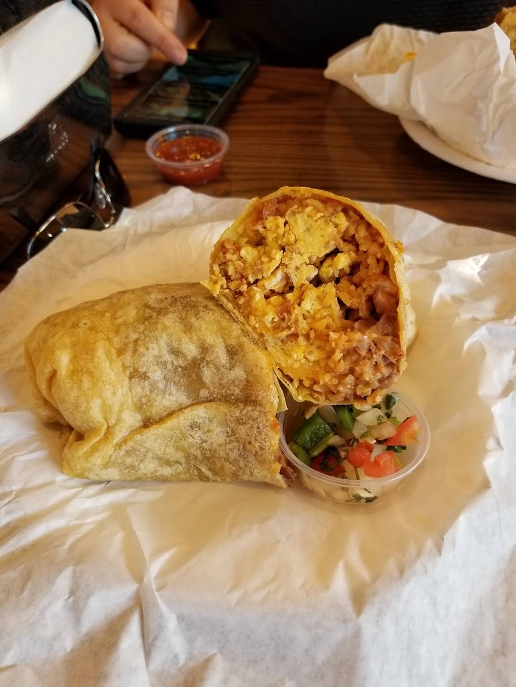 Evitas Mexican Cafe | cafe | 3868 E Main St, Ventura, CA 93003, USA | 8056564571 OR +1 805-656-4571