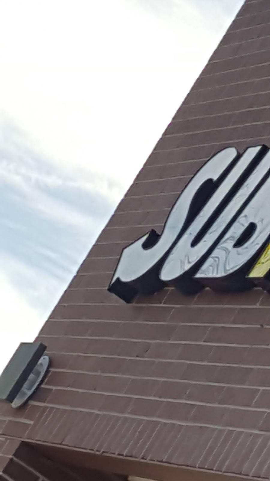 Subway | restaurant | 10343 N Federal Blvd, Westminster, CO 80260, USA | 7204860166 OR +1 720-486-0166