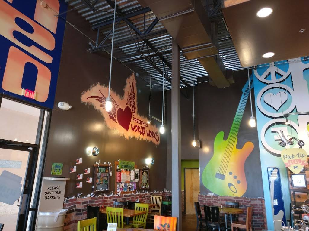Freebirds World Burrito | restaurant | 8240 Preston Rd Ste. 115, Plano, TX 75024, USA | 2147056808 OR +1 214-705-6808