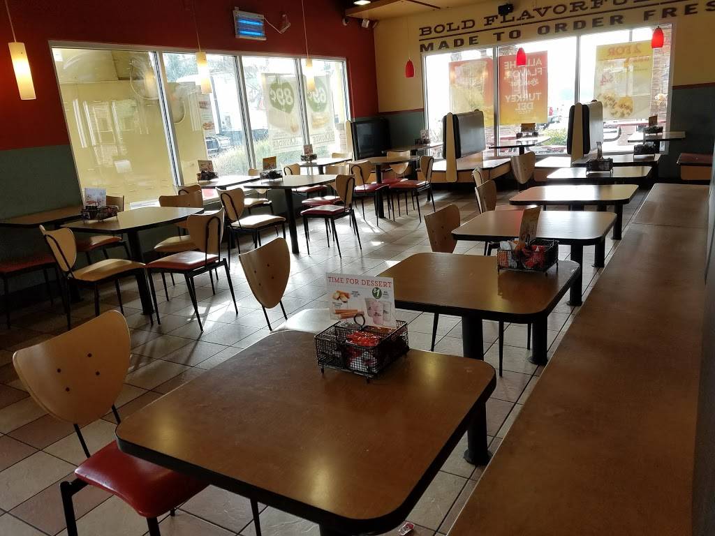 Del Taco | meal takeaway | 16805 Slover Ave, Fontana, CA 92337, USA | 9093571804 OR +1 909-357-1804
