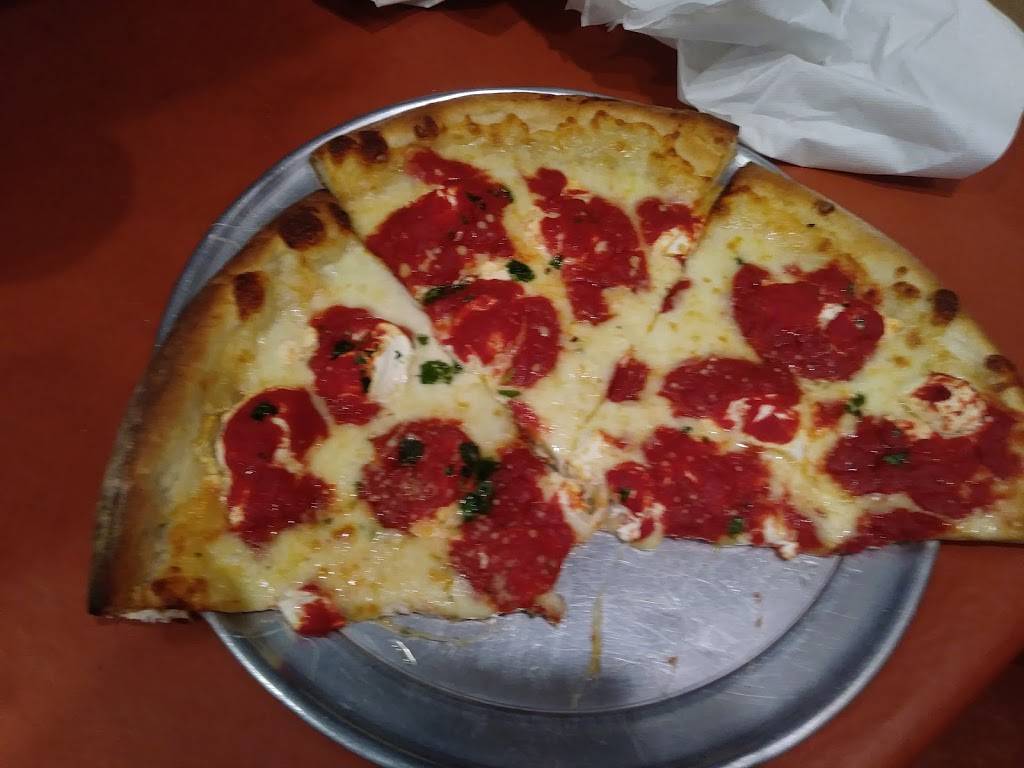 Yordanas Pizza & Pasta | restaurant | 5900 Emilie Rd, Levittown, PA 19057, USA | 2159433031 OR +1 215-943-3031