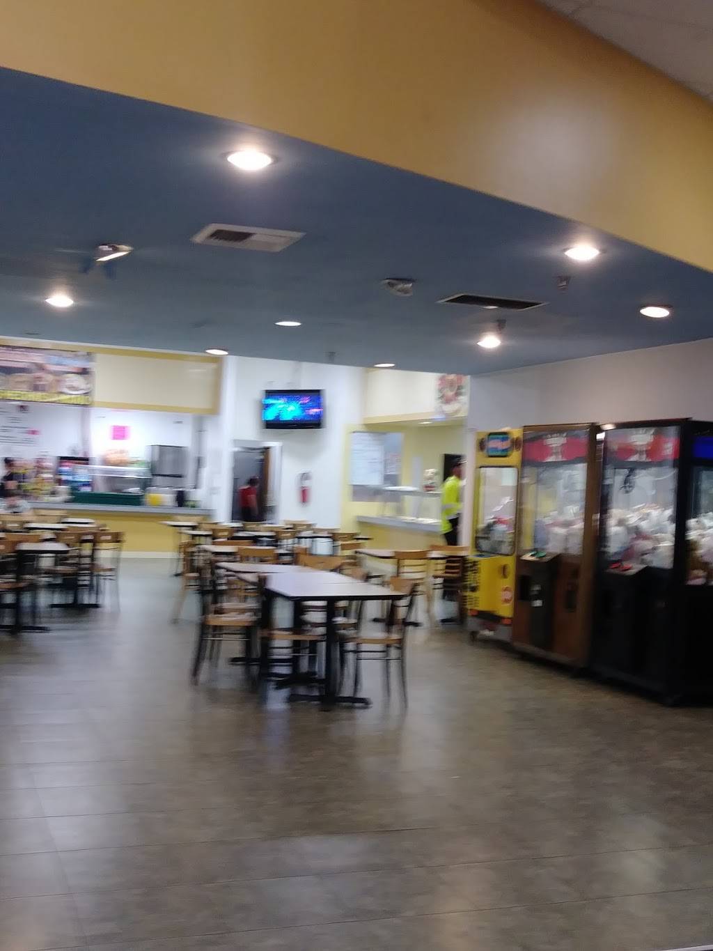 That Guys Pizza | meal takeaway | 999 N Waterman Ave spc r-1, San Bernardino, CA 92410, USA | 9095715505 OR +1 909-571-5505