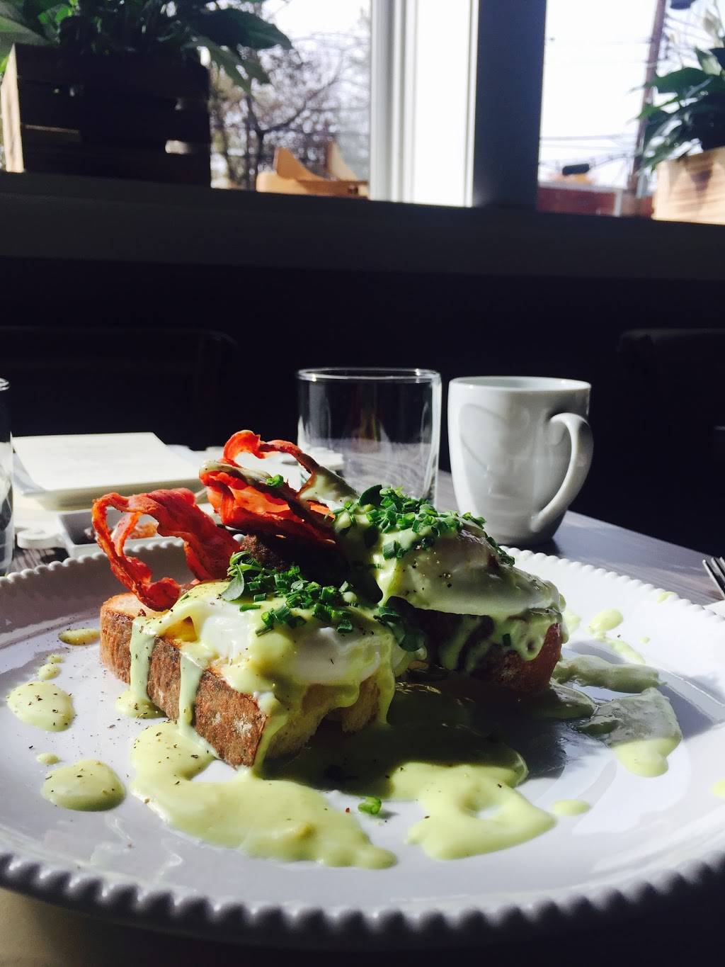 Jules@Market | restaurant | 111 Market St, Bristol, PA 19007, USA | 2154587622 OR +1 215-458-7622