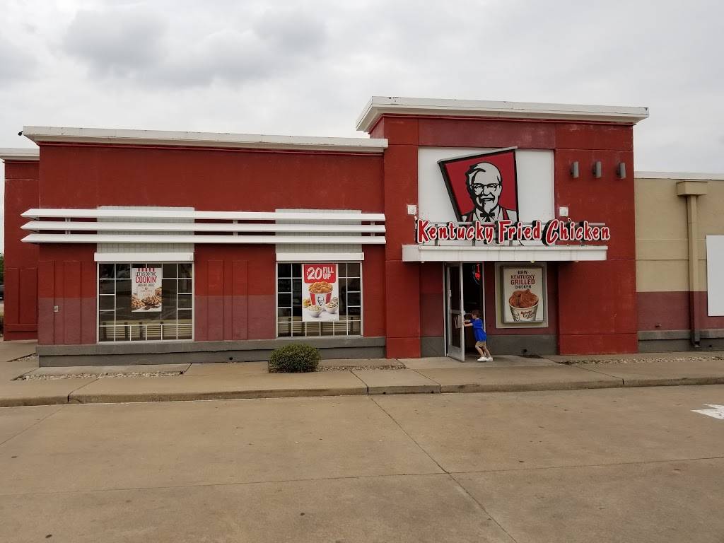 KFC | restaurant | 1502 W Main St, Lewisville, TX 75067, USA | 9724206583 OR +1 972-420-6583