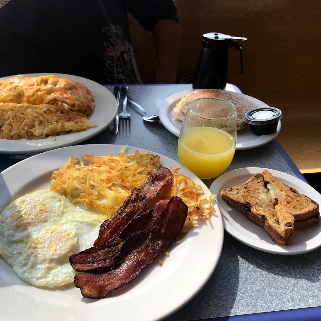 Crossroads Diner | restaurant | 4160 W Loomis Rd, Greenfield, WI 53221, USA | 4148104138 OR +1 414-810-4138